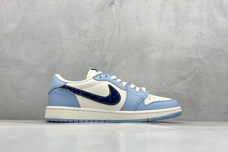 Travis Scott x Air 1 Low Reverse Blue and White Swoosh Low Top
