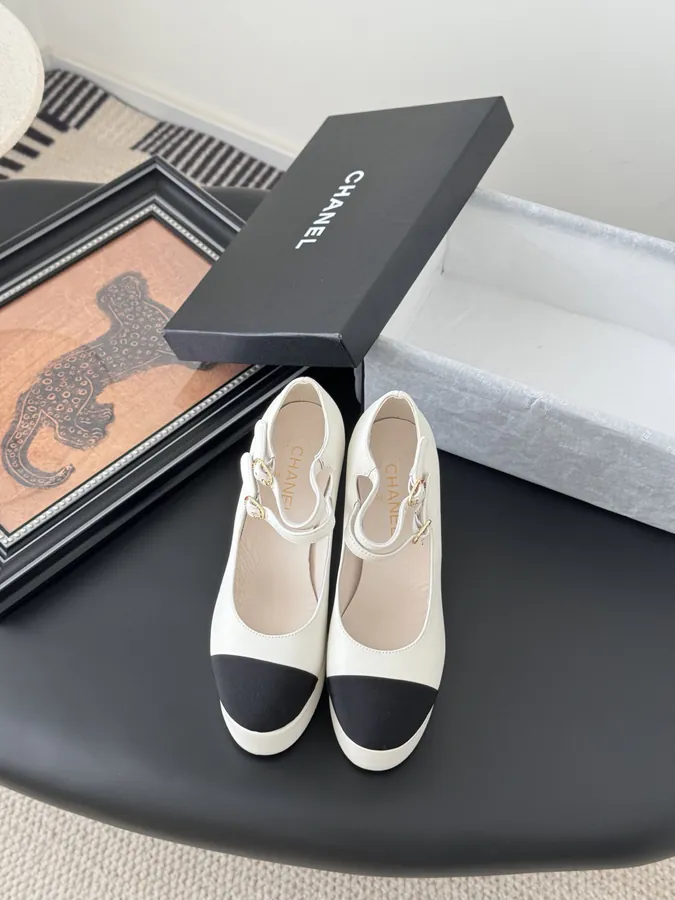 Chanel 25P Mary Jane Sandals with Thick Heel and Waterproof Sole