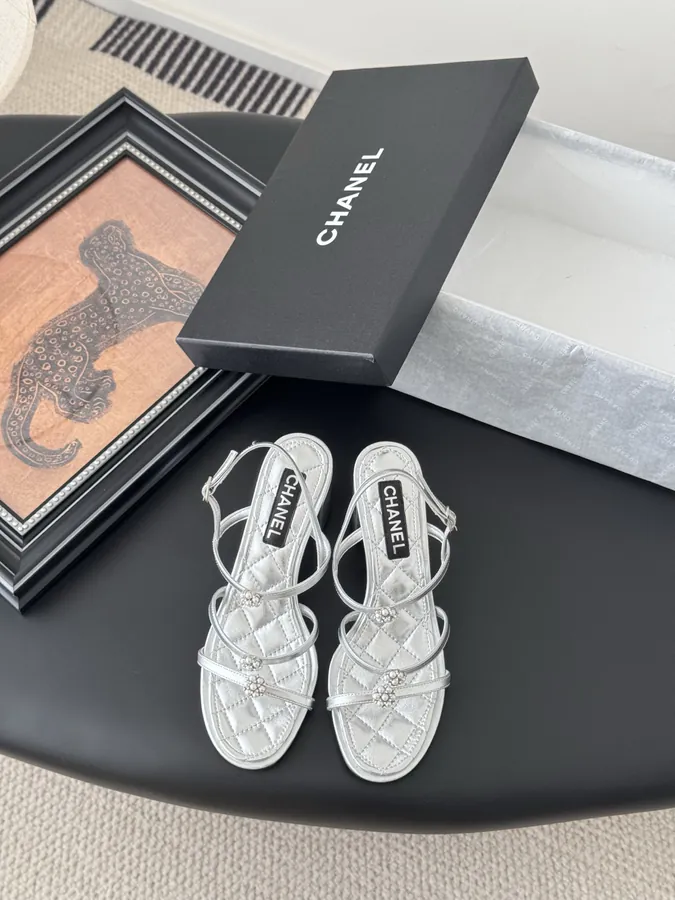 Chanel 25P New Camellia Sandals
