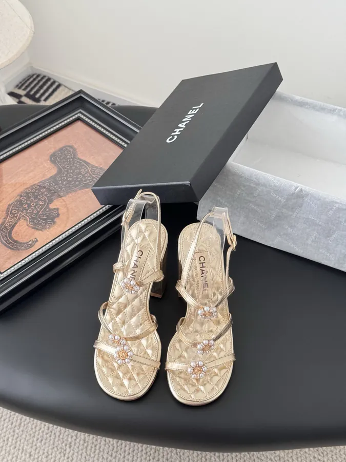 Chanel 25P New Camellia Sandals