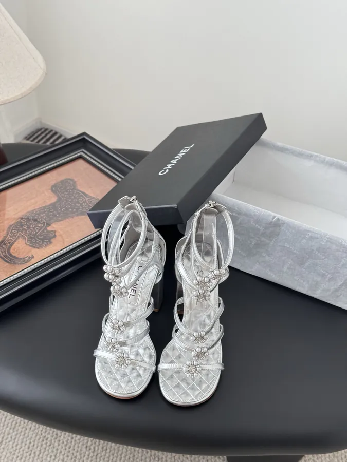 Chanel 25P New Camellia Sandals