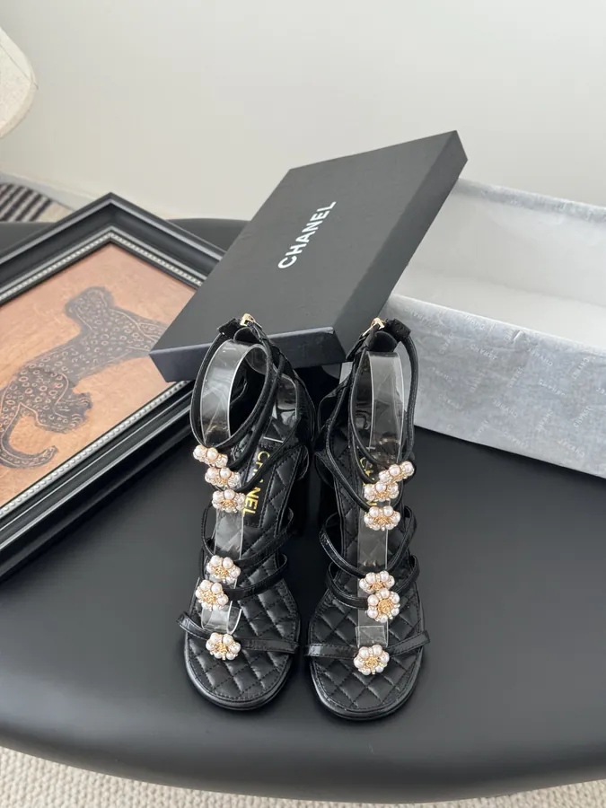 Chanel 25P New Hydrangea Sandals