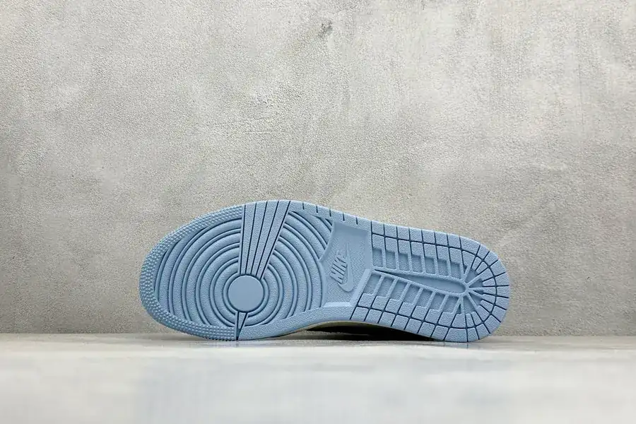 Travis Scott x Air 1 Low Reverse Blue and White Swoosh