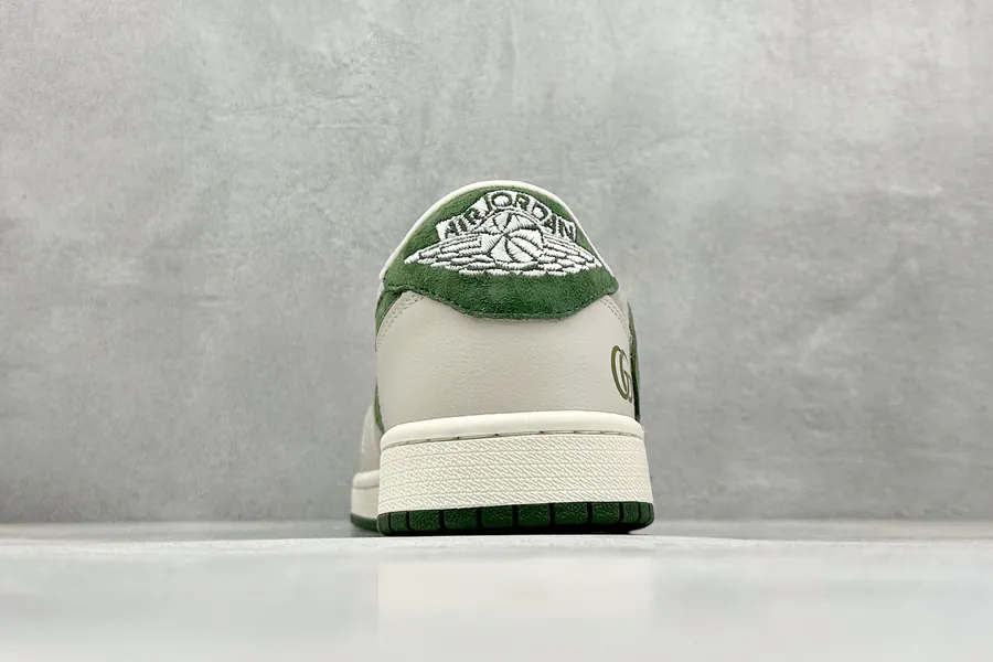 Fraent x Travis Scott x Air 1 Low 三方联名 Low Top Sneaker