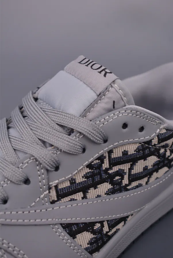 Fraent x Travis Scott x Air 1 Low 三方联名 Low Top