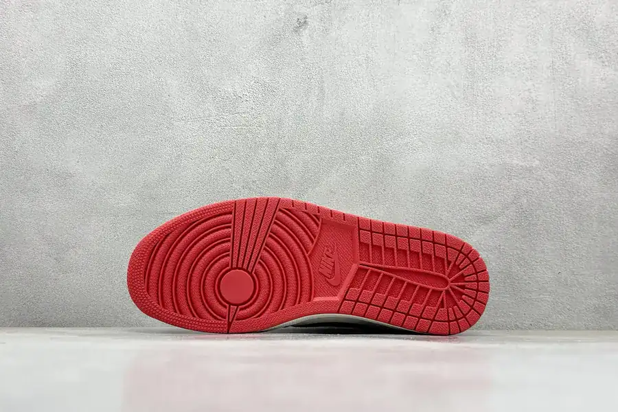 Travis Scott x Fraent Design x Air 1 Low OG SP 'Collaboration 祥云 New Year Red'