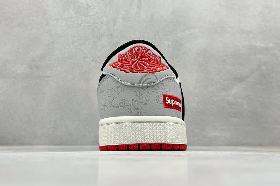 Travis Scott x Fraent Design x Air 1 Low OG SP 'Collaboration 祥云 New Year Red'