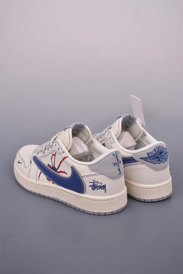 Fraent x Travis Scott x Air 1 Low 三方联名 Low Top Sneaker