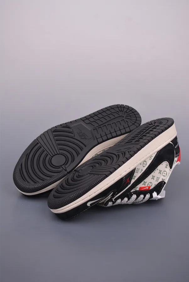 Fraent x Travis Scott x Air 1 Low 三方联名倒钩鞋