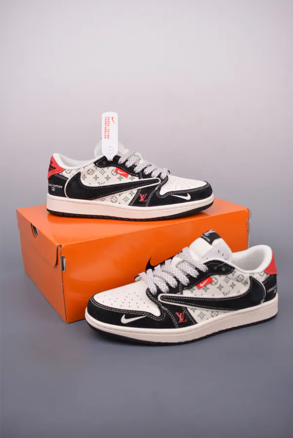 Fraent x Travis Scott x Air 1 Low 三方联名倒钩鞋