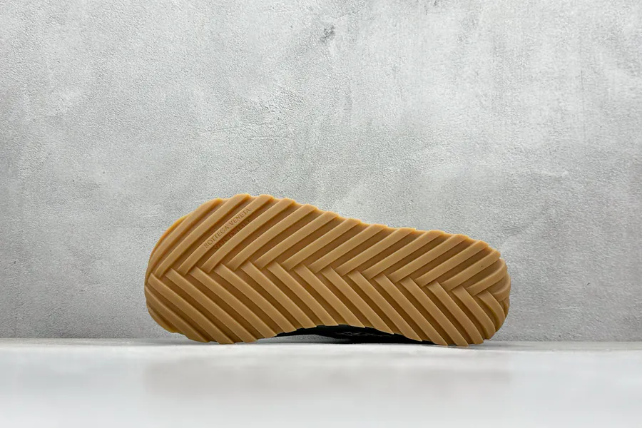 BOTTEGA VENETA Orbit Runner Fashion Sneaker