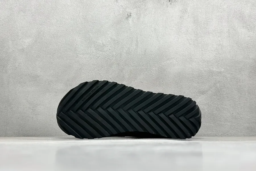 BOTTEGA VENETA Orbit Runner Fashion Sneaker