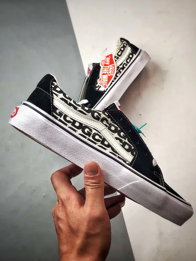SK8 Low x G Collaboration Low Top Sneaker