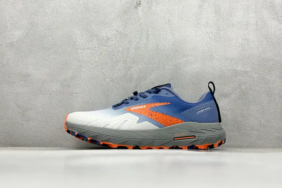 Brooks Ghost 17 Lightweight Running Shoes with Breathable Support