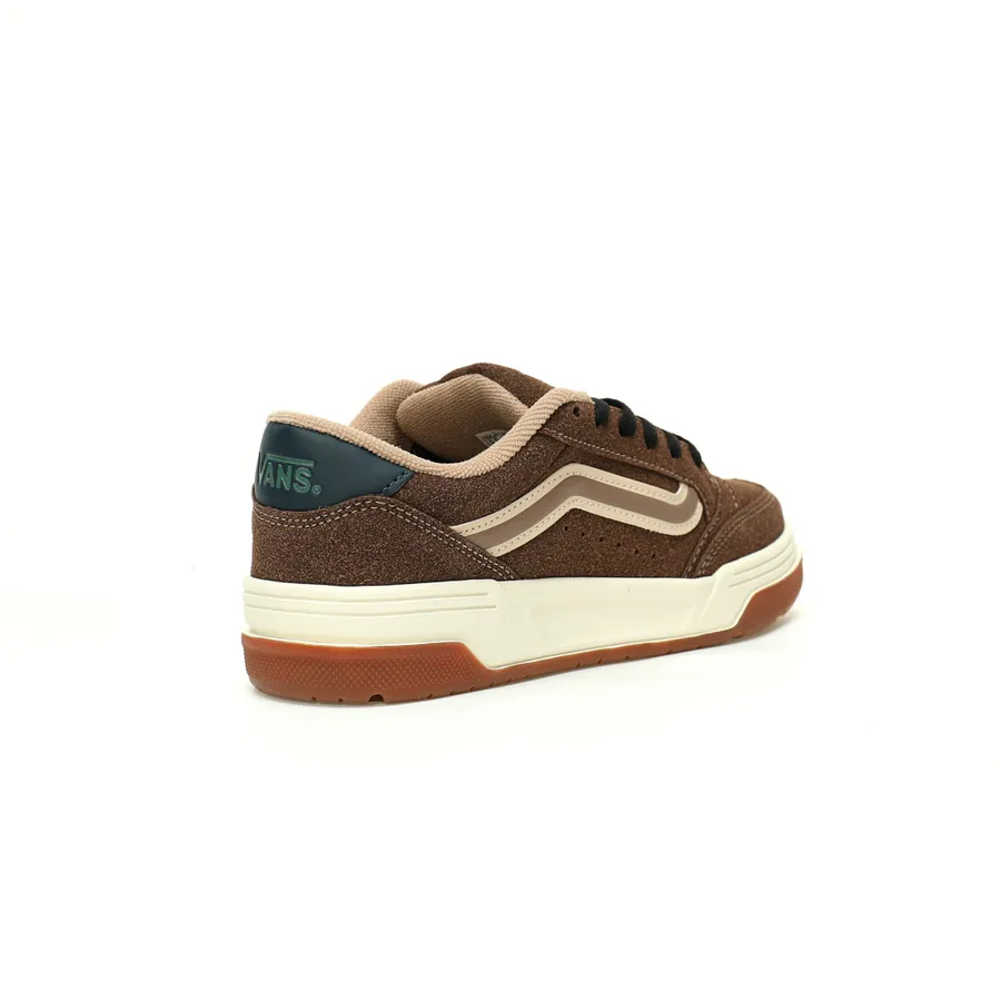 VAN Upland Skate Low Retro Sneaker with Thick Sole