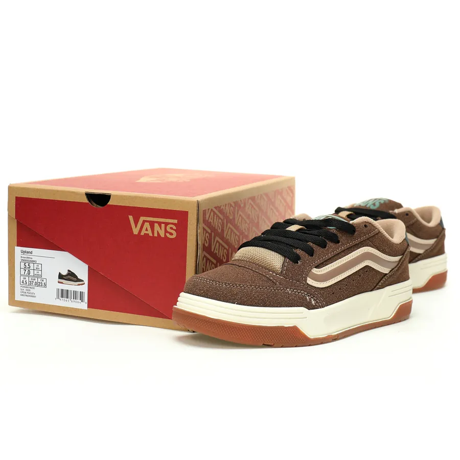VAN Upland Skate Low Retro Sneaker with Thick Sole