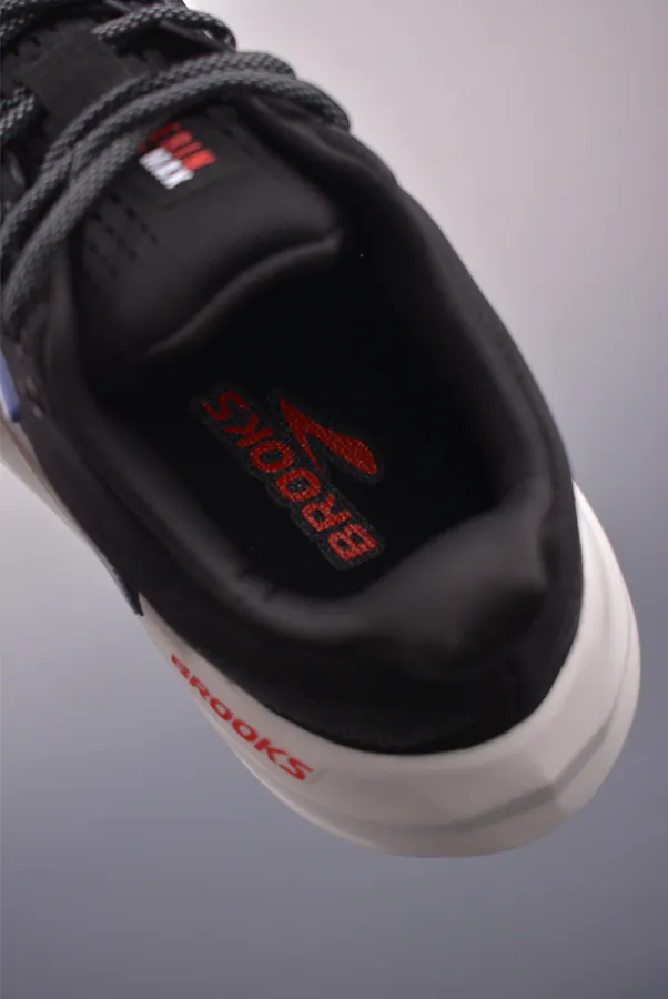 Brooks Hyperion Max 2 Lightweight Running Shoes