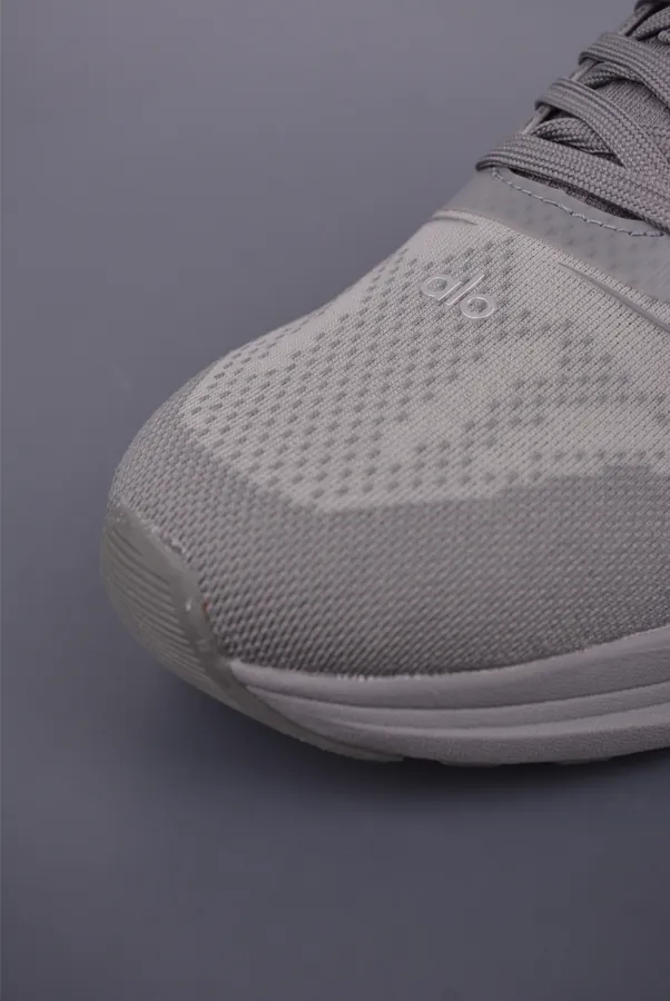 Alo Runner Mode Comfortable and Minimalist Low Top Sneakers