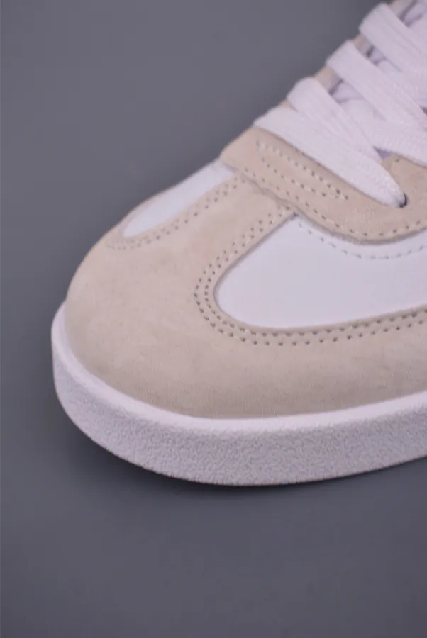 PUM ub Li Era Lightweight Slip Resistant Low Top Sneakers