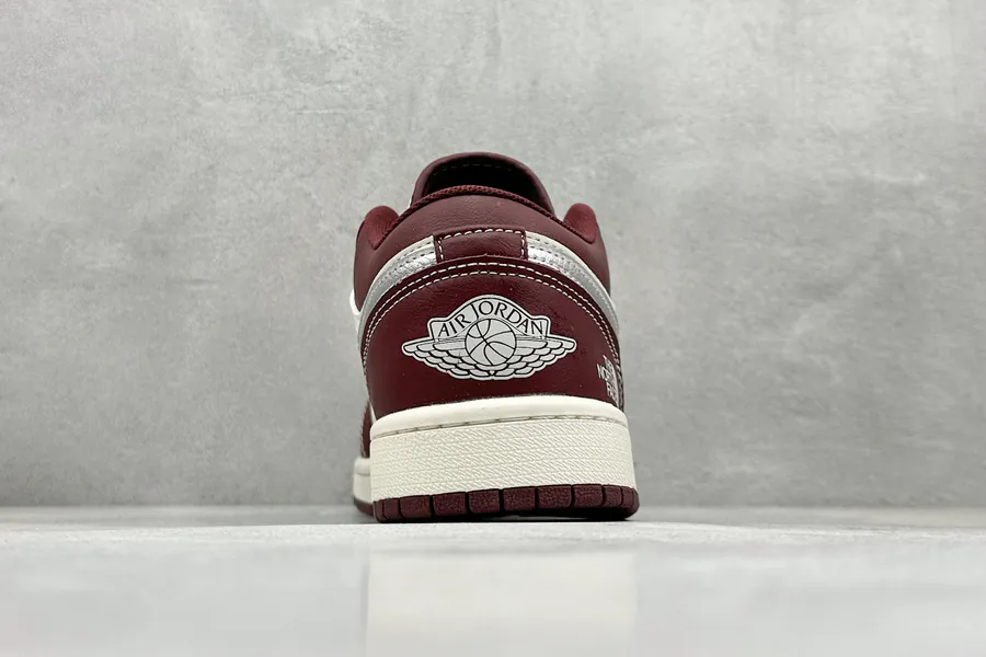 Air Jordan 1 Retro Low x The North Face