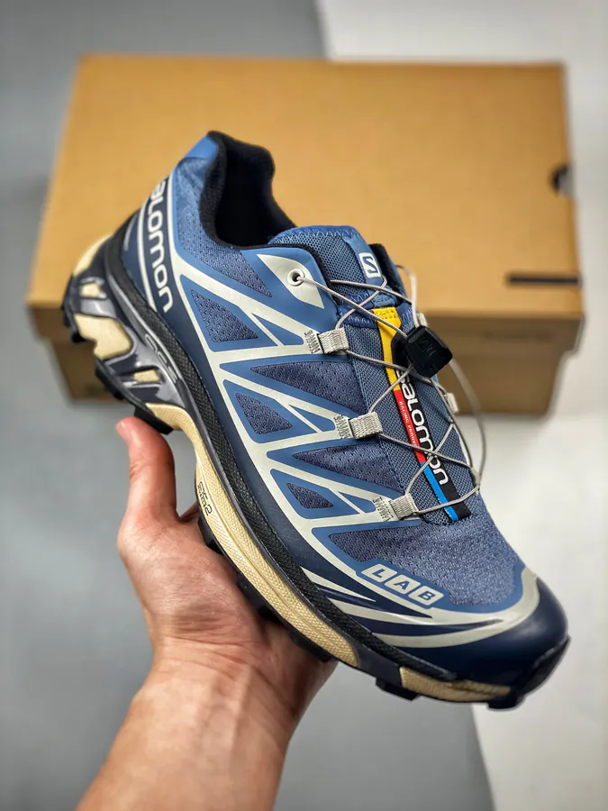 Salomon XT 6 EXPANSE Trendy Trail Running Shoes