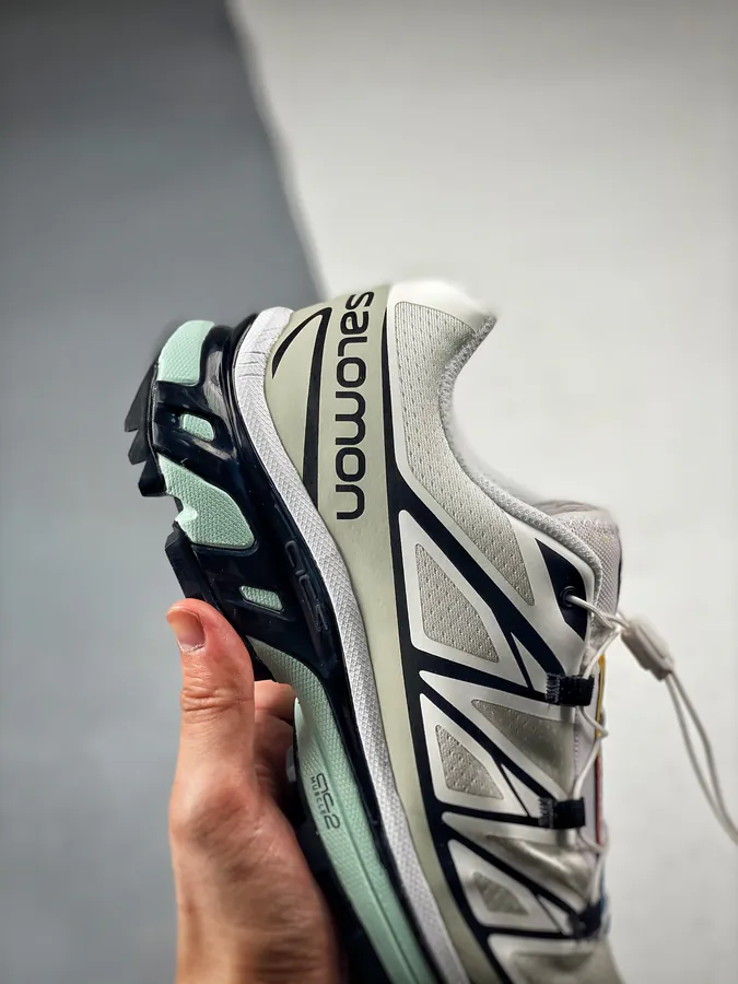 Salomon XT 6 Vintage Tech Sneaker