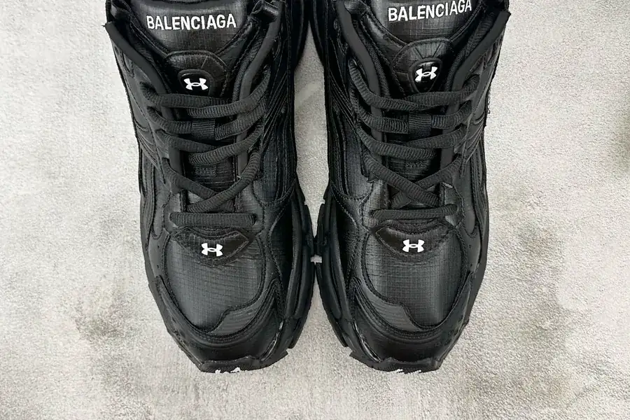 BAL Runner Black