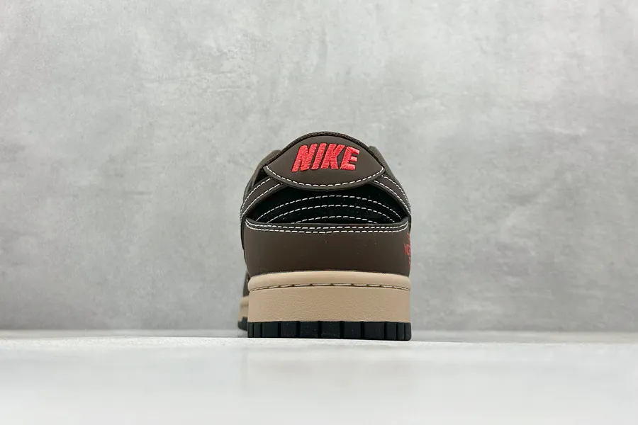 Nike SB Dunk Low x The North Face Bucket Bag