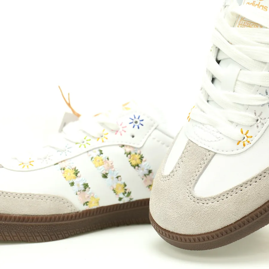 Originals Samba OG Cloud White with Colorful Flower Embroidery