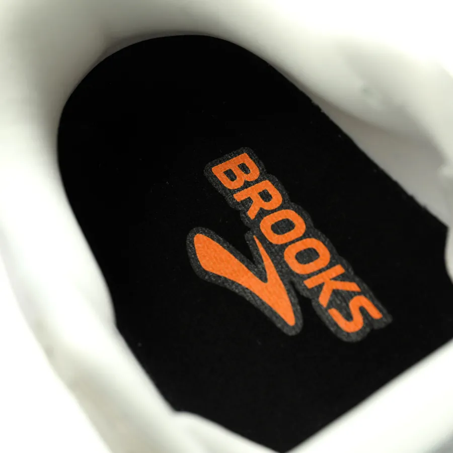 Brooks Ghost Max 2 Premium Running Shoe with Wide Fit and Enhanced Cushioning