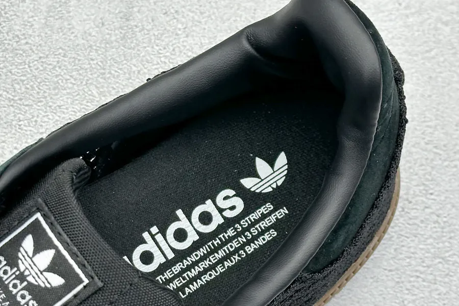 AD Originals Samba OG Training Shoes in Black
