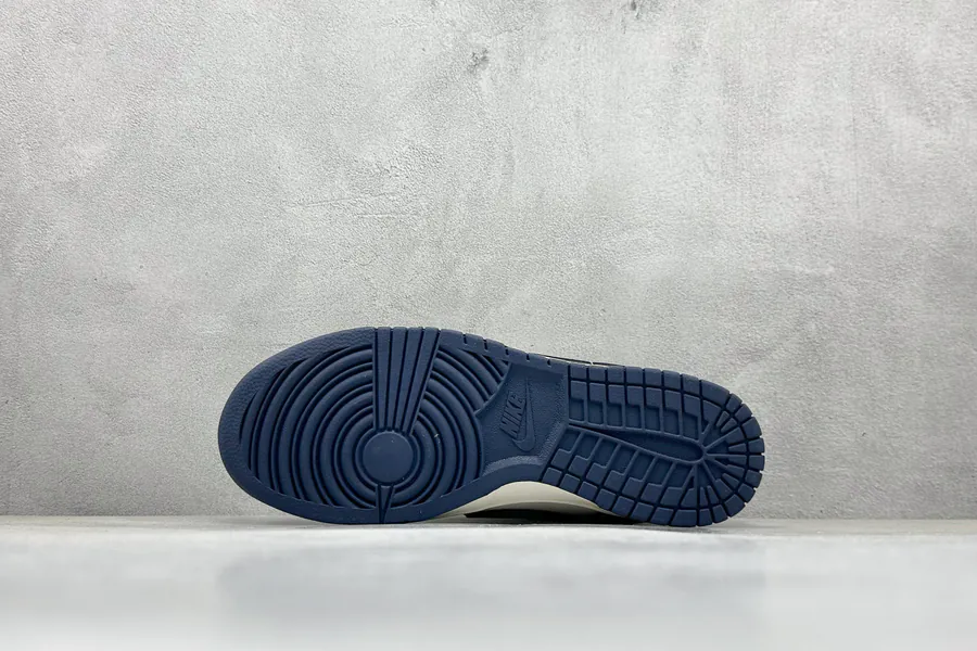 NIKE SB Dunk Low x Stone Island Bucket Bag
