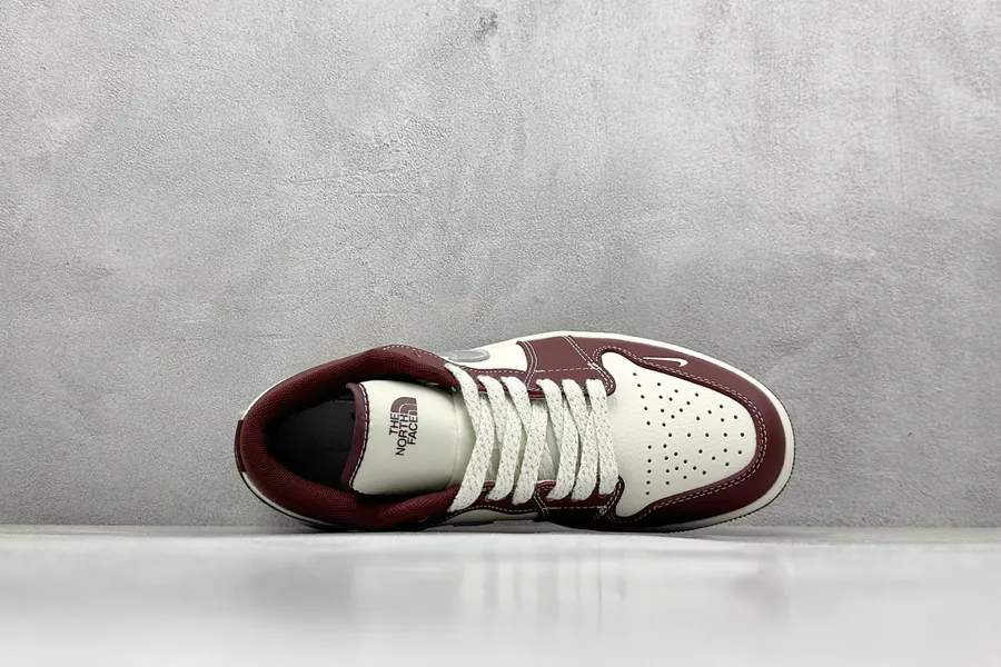 Air Jordan 1 Retro Low x The North Face