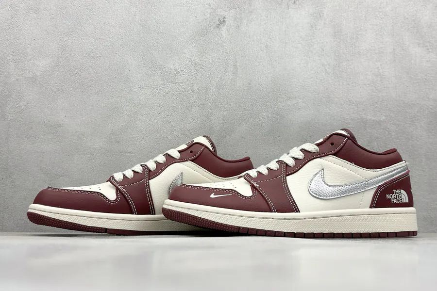 Air Jordan 1 Retro Low x The North Face
