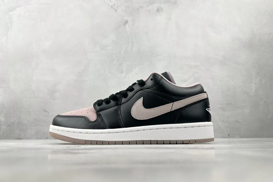 Jordan Air Jordan 1 Low Black Purple