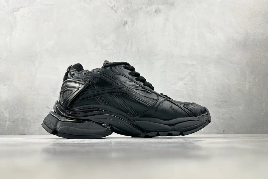 BAL Runner Black
