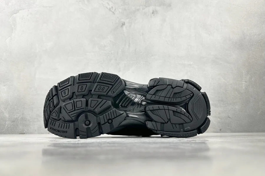 BAL Runner Black