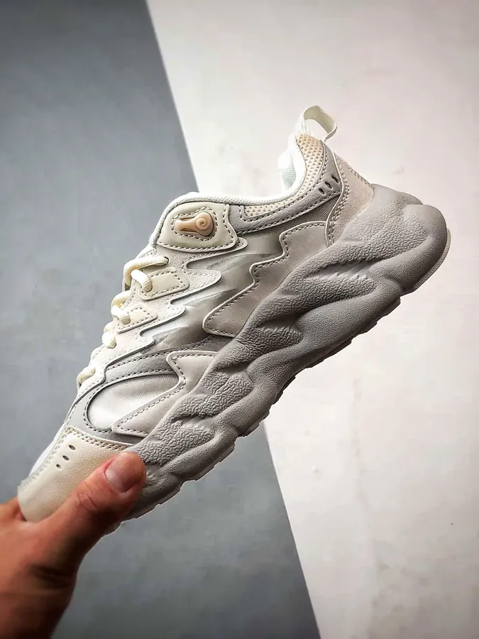 Fila Fern 2.0 Sneaker in White and Gray
