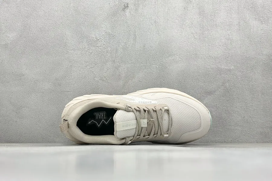 Brooks Ghost 17th Generation Lightweight Running Shoes with Breathable Support