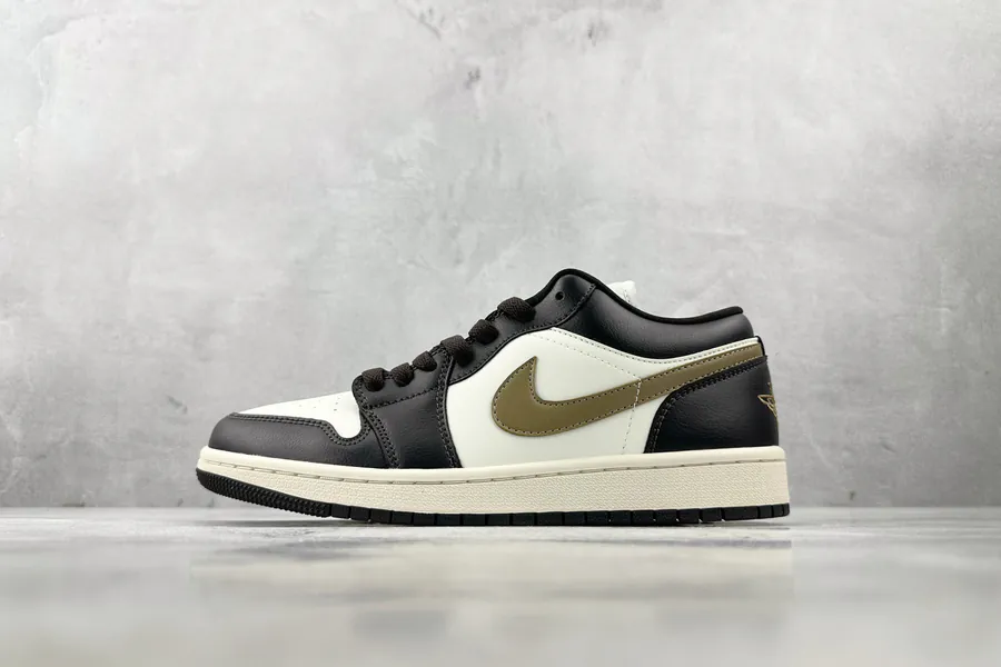 Jordan Air Jordan 1 Gold Mocha Brown