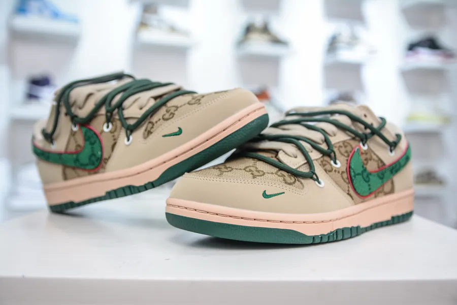 SB Dunk Low x Collaboration Brown Green Straps
