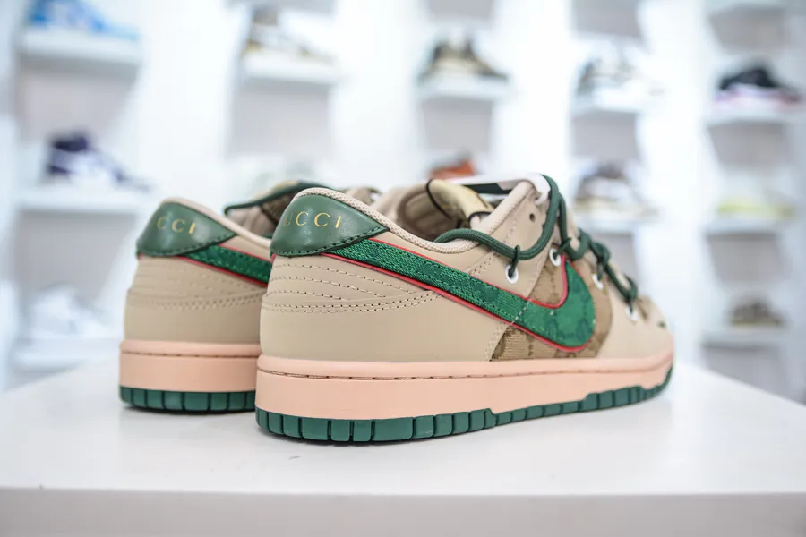 SB Dunk Low x Collaboration Brown Green Straps