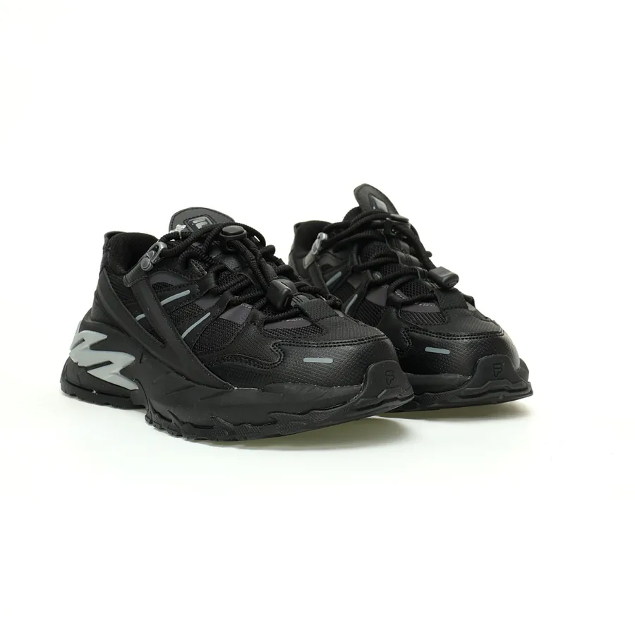 Fila Fusion Comet Comet Low Top Sporty Dad Sneakers in Black Silver