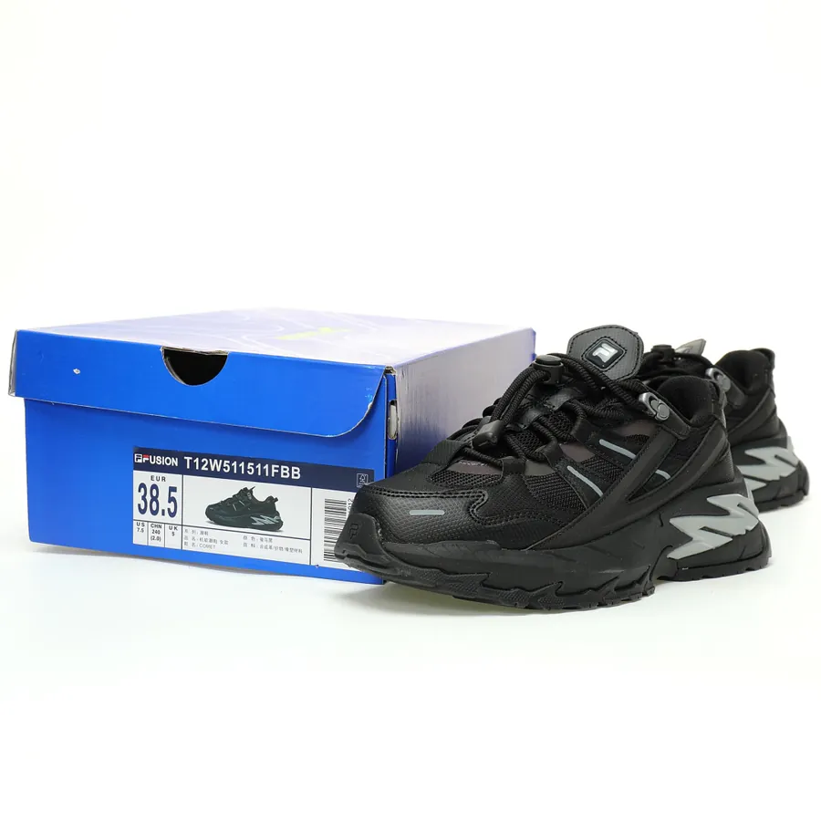 Fila Fusion Comet Comet Low Top Sporty Dad Sneakers in Black Silver