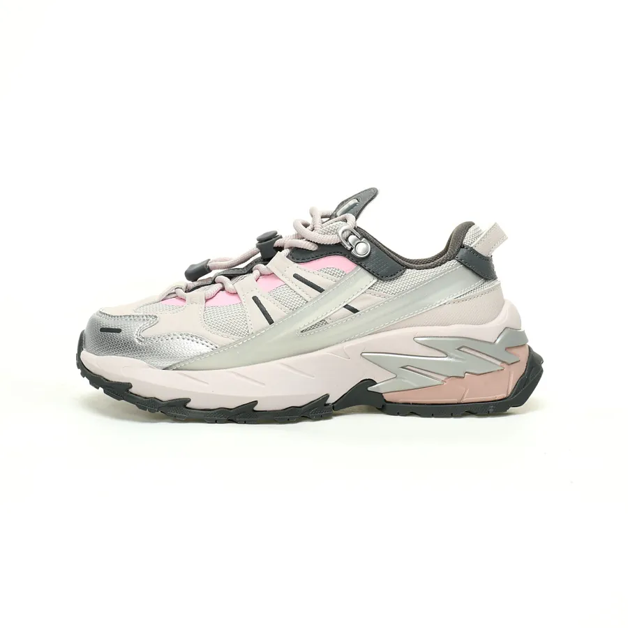 Fila Fusion Comet Comet Low Top Sporty Dad Sneakers in Gray Silver Pink