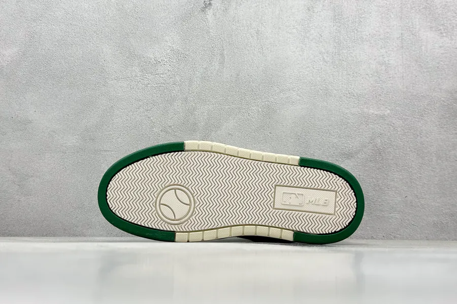 MLB NY Print Sneaker Exclusive Original