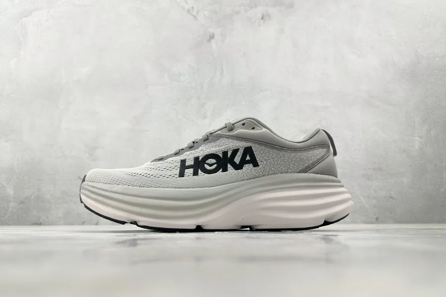 Hoka One One Bondi 8 in Gray