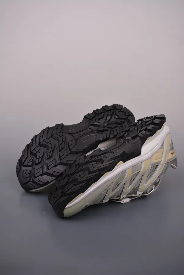Salomon XT Quest 3D Explorer Running Shoes
