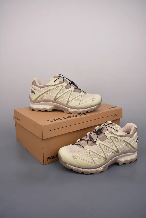 Salomon XT Quest 3D Explorer Edition Trendy Trail Running Shoes