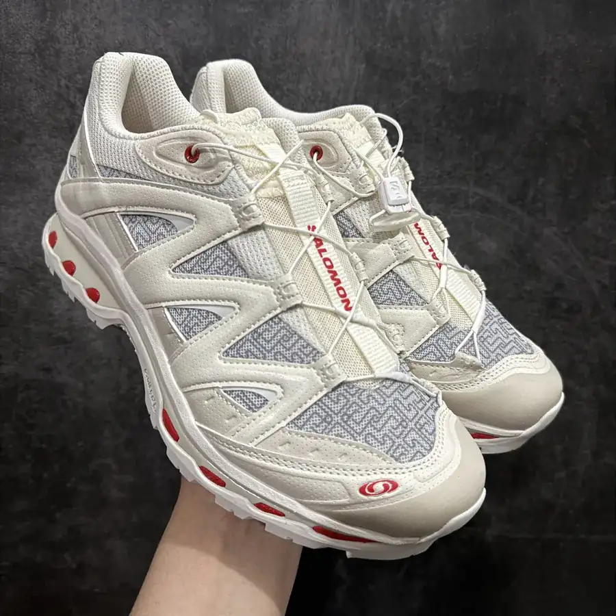 CX Exclusive Edition XT Quest ADV Snake Year Limited Low Top Running Shoes